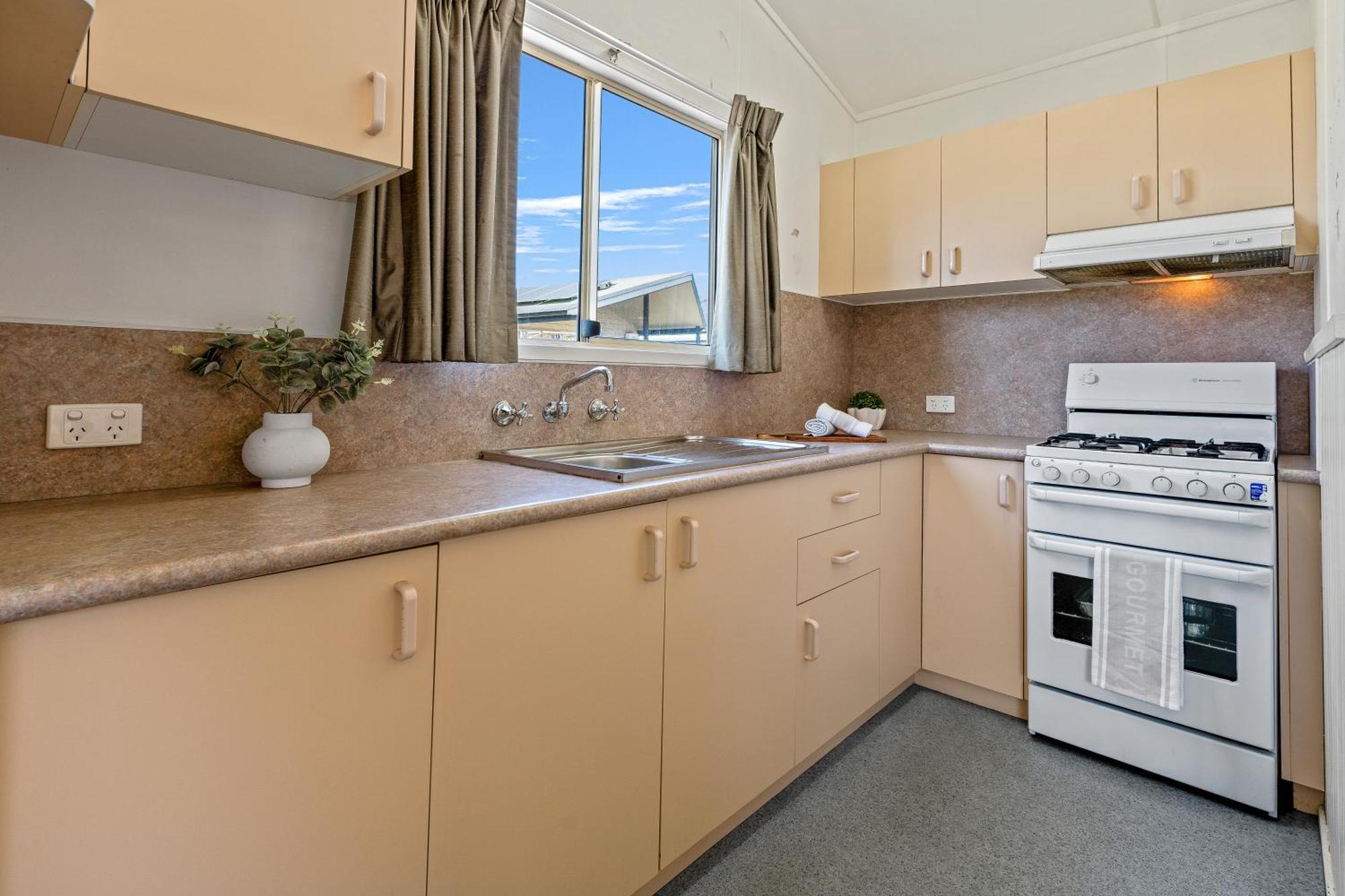 Tasman Holiday Parks - Merimbula Room photo