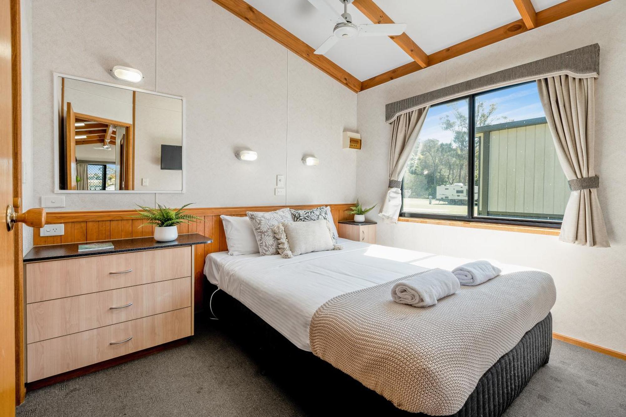 Tasman Holiday Parks - Merimbula Room photo